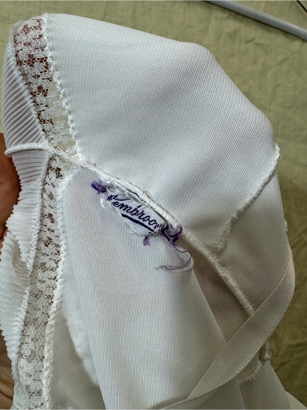 Vintage White Lace-Trim Slip Chemise - Picture 8 of 9